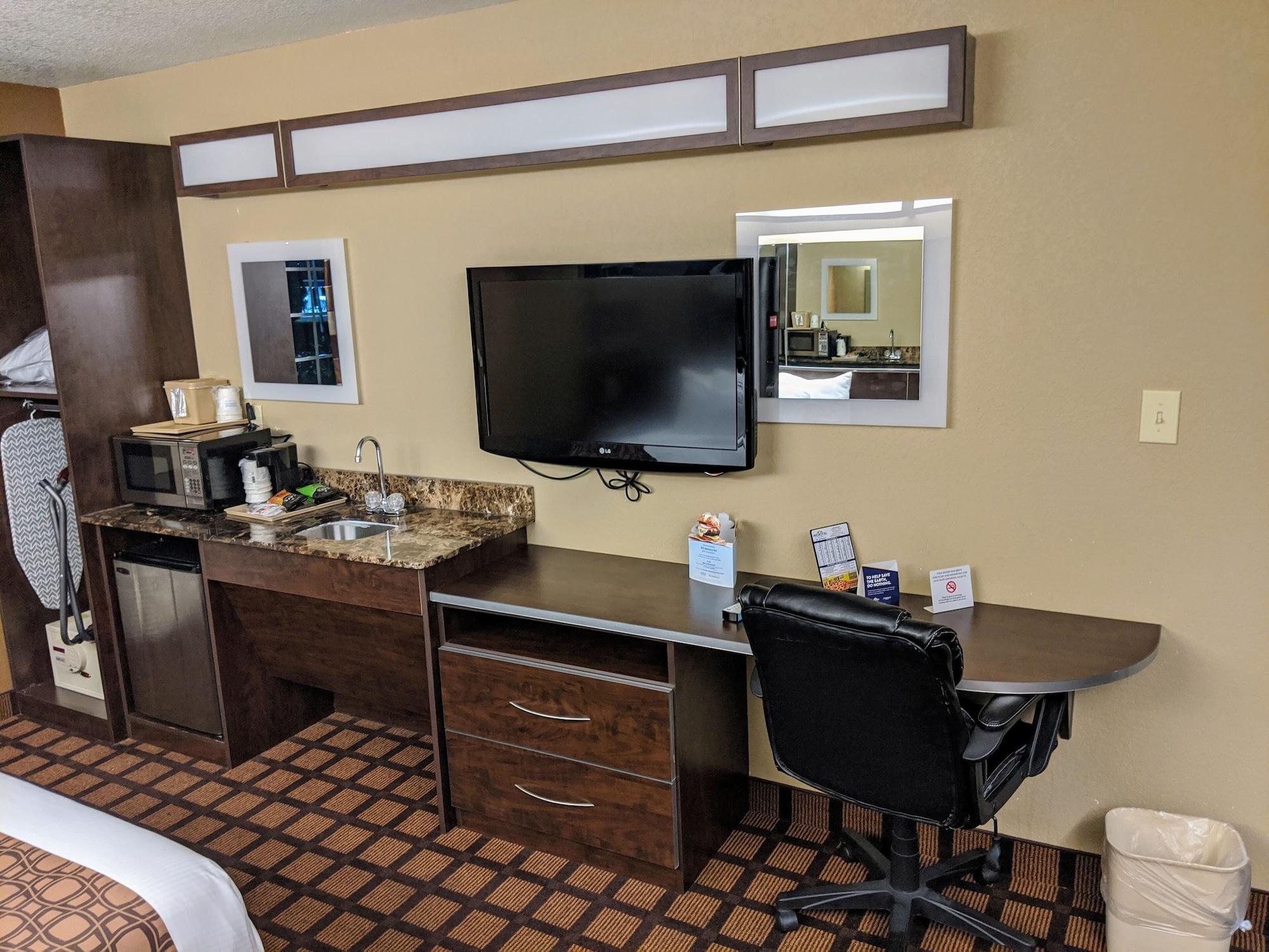 Microtel Inn And Suites Montgomery Exterior foto