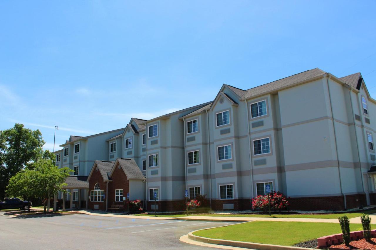 Microtel Inn And Suites Montgomery Exterior foto
